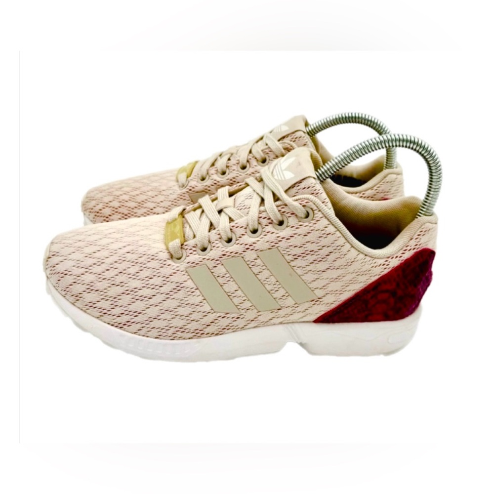 Adidas Originals ZX Flux (PEAGRE/PEAGRE/JOYPNK) Women's

Very Rare Sample‎